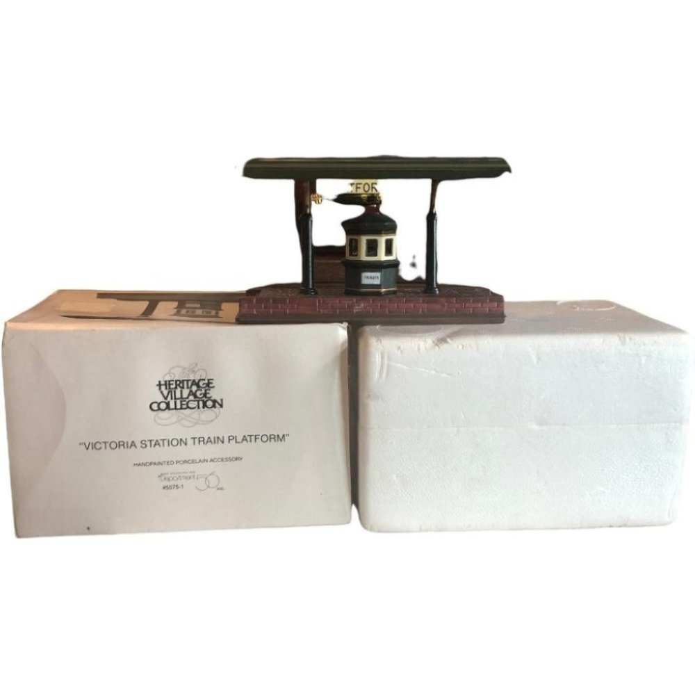 Vintage Department 56 Victoria Station Train Platform # 1 / 2, Circa 1989